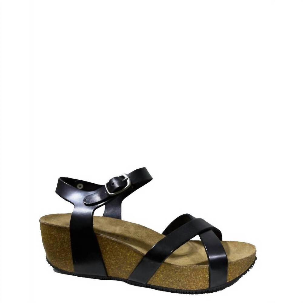 NEW ERIC MICHAEL women's veda wedge in black